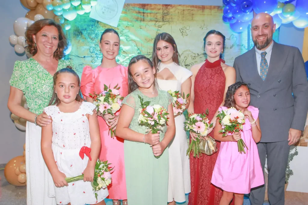 ALMORADÍ HA ELEGIDO A LAS REINAS Y DAMAS DE LA FERIA Y FIESTAS 2026 EN UNA GALA LLENA DE EMOCIÓN Y MÚSICA