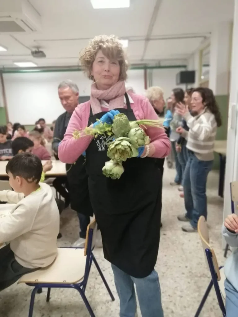 ESCOLARES DE ALMORADÍ APRENDEN EN MARZO TRADICIONES LOCALES
