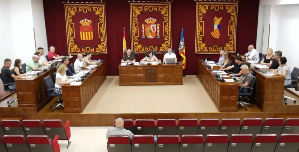 ALMORADÍ SE ADHIERE A LA RED DE ESPACIOS CLIMÁTICOS DE LA COMUNIDAD VALENCIANA PARA REFORZAR LA PROTECCIÓN DE LA CIUDADANÍA FRENTE A LAS OLAS DE CALOR