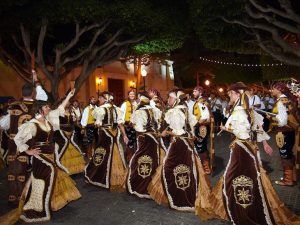 Moros y cristianos