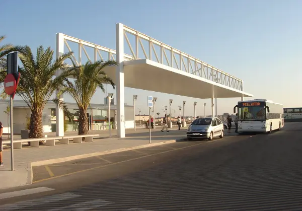AYUDAS AL TRANSPORTE PARA ESTUDIANTES UNIVERSITARIOS DE ALMORADÍ