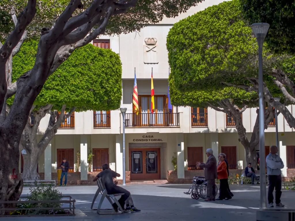 EL AYUNTAMIENTO DE ALMORADÍ CONVOCA UNA JUNTA DE SEGURIDAD