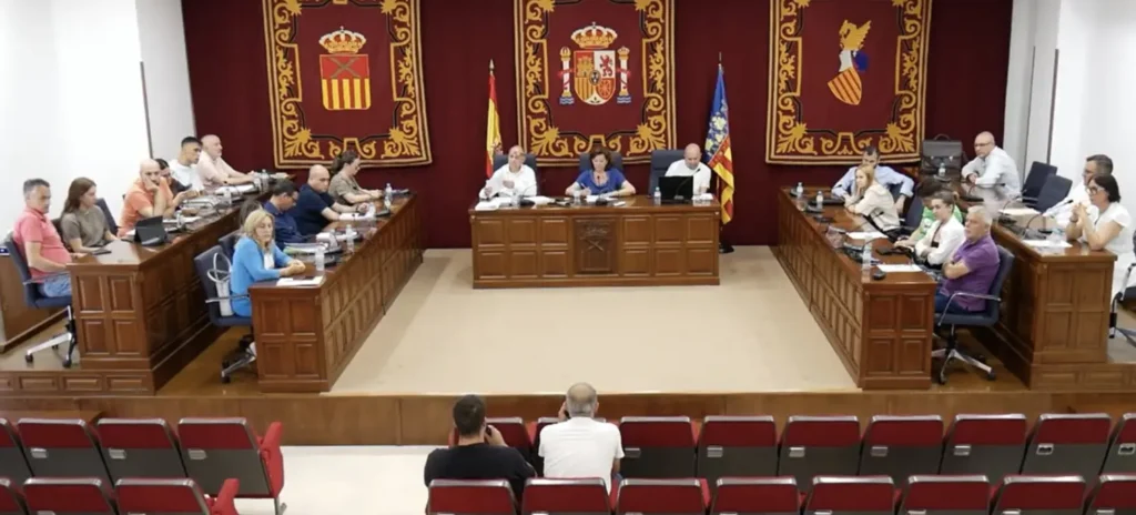 EL PLENO DE ALMORADÍ APRUEBA EL PLAN DE IGUALDAD INTERNO DEL AYUNTAMIENTO Y EL PROTOCOLO FRENTE AL ACOSO LABORAL Y SEXUAL
